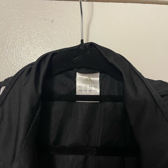 Adidas Women's Black jacket with Triple White Stripes - Picture 8 of 8